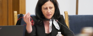 Възраждане алармира за риск от криза с горивата, негативи от еврото и пенсионна 